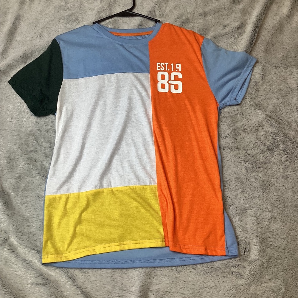 Colorblock T-shirt - Picture 2 of 3